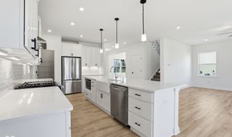 6882 Linden Woods Dr, Avon, IN 46123