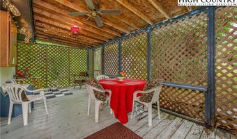 25 Reuben Wooten Rd, Banner Elk, NC 28604