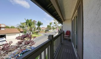 6854 Maple Leaf Dr, Carlsbad, CA 92011