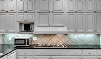 121 Poplar Ridge Dr, Brandon, MS 39047
