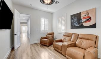 11251 La Madre Ridge Dr, Las Vegas, NV 89135