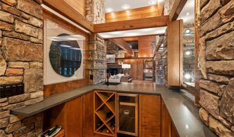 749 Stillmont Cir, Cashiers, NC 28717