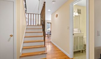 407 Great Rd 9, Acton, MA 01720