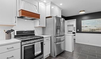 2930 W Cambridge Ct, Bartlesville, OK 74006