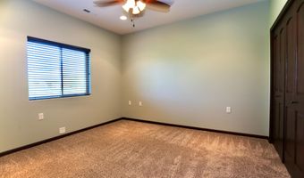 1917 S Lawson St, Aberdeen, SD 57401