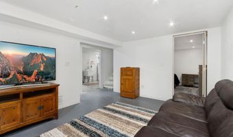 711 MONROE Ave, Cheyenne, WY 82001