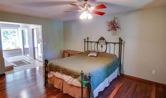 4432 Thatcher Rd, Alton, IL 62002