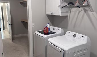 620 E Park Pl, Andover, KS 67002