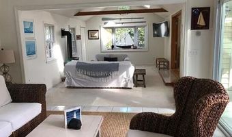 766 Putnam Ave, Barnstable, MA 02630