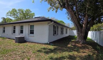 132 JAMES St, Auburndale, FL 33823