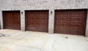 121 SCENIC LAKE Dr, Alabaster, AL 35114