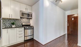 1435 4TH St SW B417, Washington, DC 20024