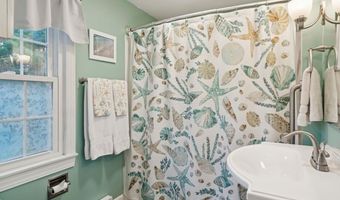 39 Briar Hill Rd, Bristol, NH 03222
