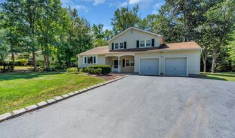 4 Michele Dr, Middletown, NJ 07748
