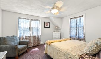 3 Jones Ave, Bristol, RI 02809