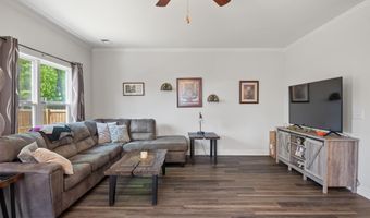 305 Ballfield Rd, Camden, SC 29020