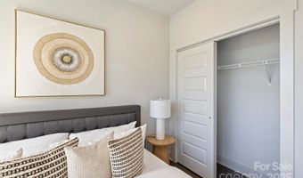 919 Cityscape Dr, Charlotte, NC 28205