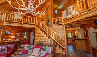 131 Gales Rd, Abbot, ME 04406