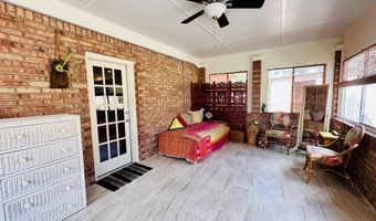 23 Apalachee St, Apalachicola, FL 32320