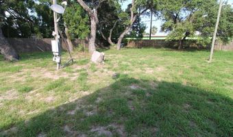 617 N Houston St, Aransas Pass, TX 78336
