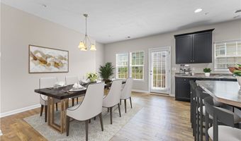 2804 Pointe View Dr, Adams Twp., PA 16046