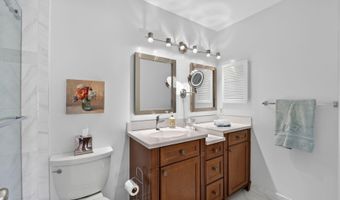 203 PRINCESS St, Alexandria, VA 22314