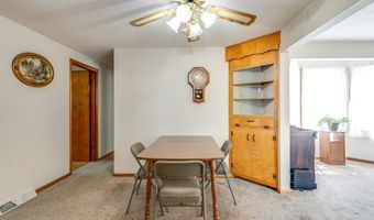 12222 Cenfield St NE, Alliance, OH 44601