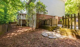 4563 Holliston Rd, Dunwoody, GA 30360