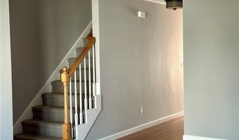 149 Cheshire Dr, Cranston, RI 02921