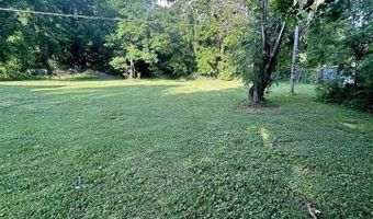 247 S Broadway St, Bloomingdale, IN 47832