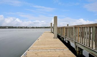 1384 Eden Rd, Awendaw, SC 29429