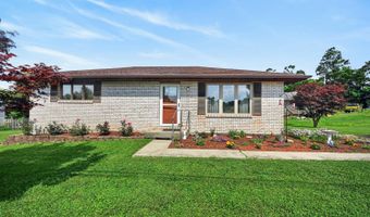 601 Pleasant View Dr, Aurora, IN 47001