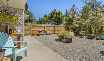 1630 SE Tempest Dr 10, Bend, OR 97702