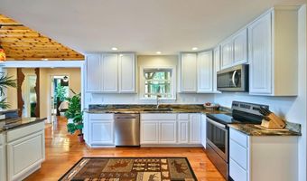 96 Longfellow Cir, Albrightsville, PA 18210