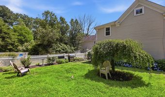 73 Gray St A, Billerica, MA 01821