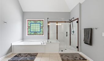 127 Laurel Ridge Dr, Alpharetta, GA 30004