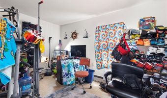 21 Watson St, Central Falls, RI 02863