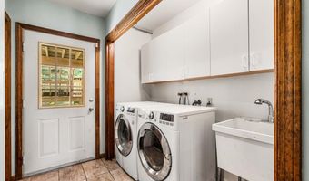 5 Ben Farnsworth Rd, Brookline, NH 03033