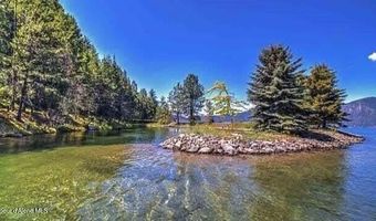 145 Cedar Dr, Bayview, ID 83803