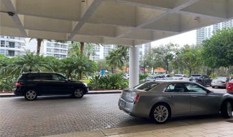 19195 NE 36th Ct 402, Aventura, FL 33180