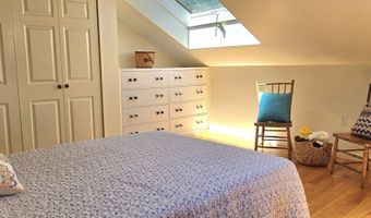 35 Nonantum St C, Boston, MA 02135