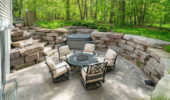 3099 Pickford Dr SE, Ada, MI 49301