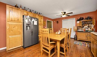 2006 Farmaway Dr, Bardstown, KY 40004