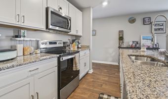 798 Woodland Farms Cir, Aynor, SC 29511