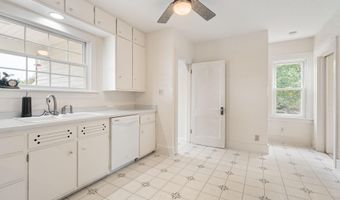 51413 150th St, Austin, MN 55912
