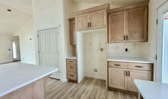 1082 Alpine Ave, Chubbuck, ID 83202