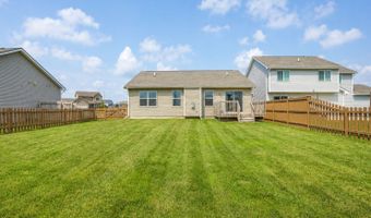 2013 NW Woodland Ct, Ankeny, IA 50023