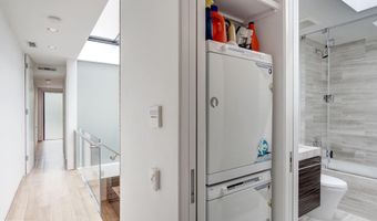 3329 Q St NW, Washington, DC 20007