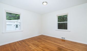 101 Hoover Ave, Bristol, CT 06010