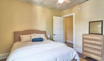 28 Manning Blvd 2, Albany, NY 12203